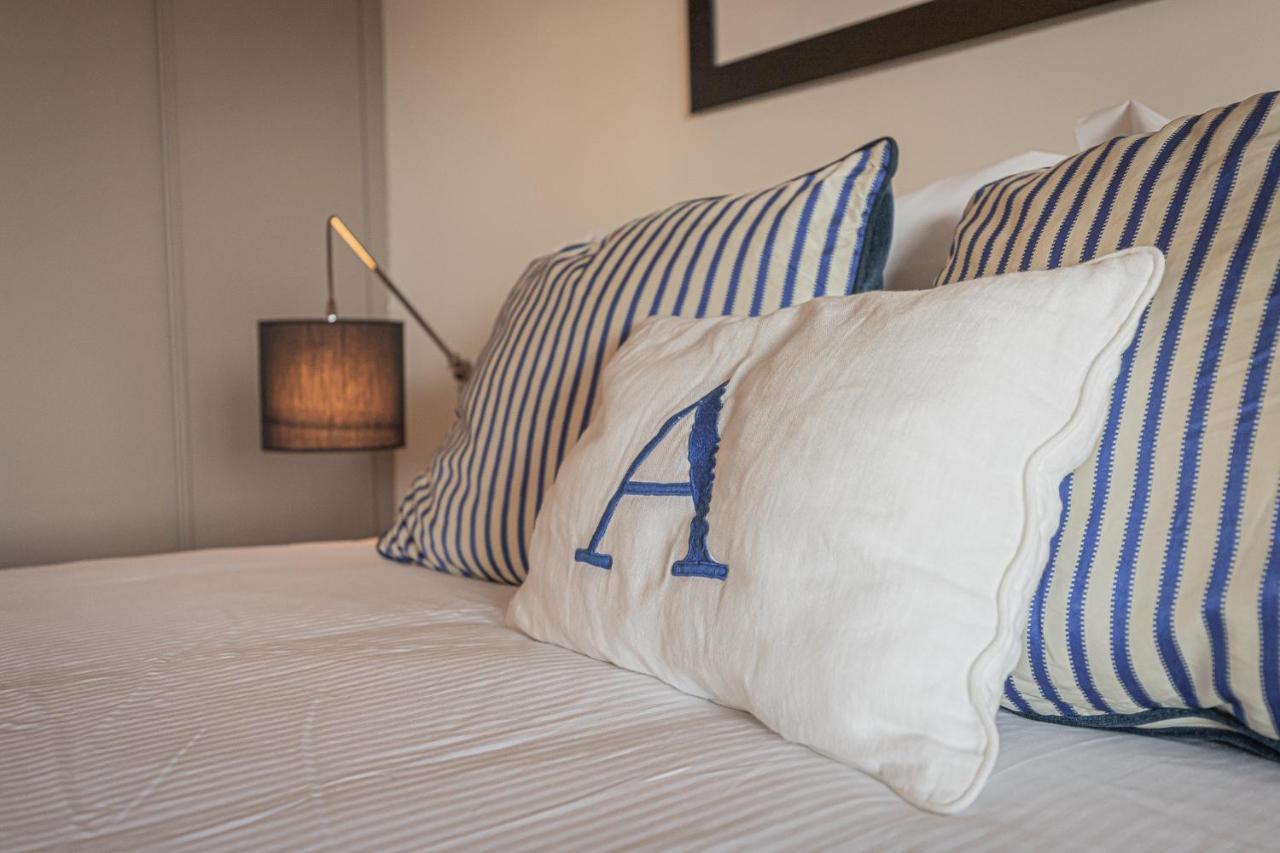 Apartamento Lujoso Ap con piscina frente al mar Cascaes Exterior foto